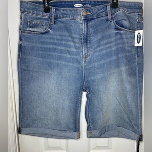 Old Navy Medium Blue Denim Shorts Size 18